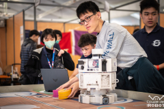 cdfr2023_robots-1
